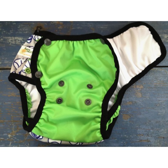 Couche piscine soccer LARGE enfilable (26-38 lbs)...