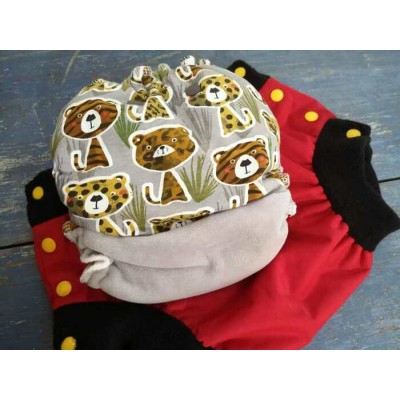 Couche moulée à motif léopards - Prête à partir