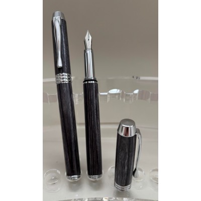 Manager plume en frêne teint gris