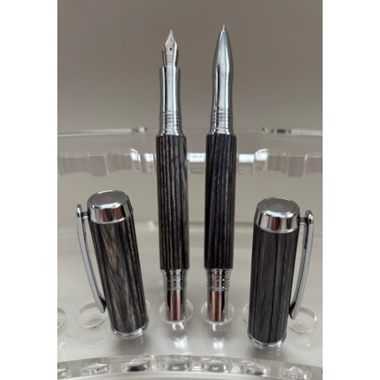 Wilfred plume et stylo en frêne teint gris