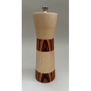 Salière en érable et lamelles d'érable teintes