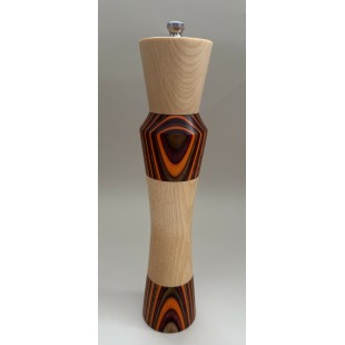 Salière en érable et lamelles d'érable teintes
