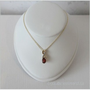 Pendentif grenat et ch. or 10 k 
