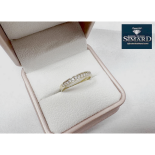 Bague 10 k semi-éternité cz