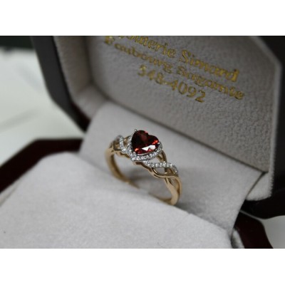 Bague à diamants