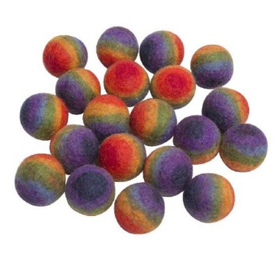 Boules en feutre arc-en-ciel 