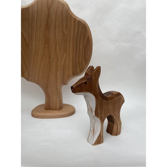 Biche scupltés en bois, figurine, décoration