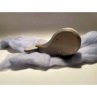 Bébé baleine sculpté en bois recyclé