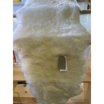 TAPIS EN PEAU DE MOUTON CHARLIE