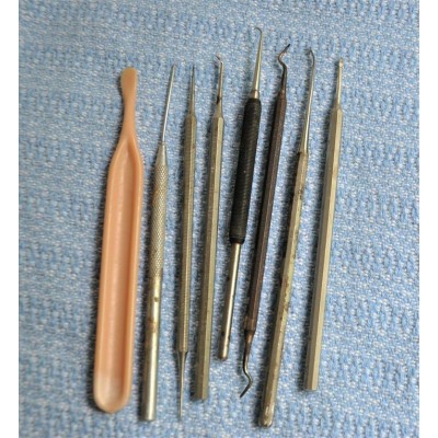 Lot d'instruments de dentiste anciens