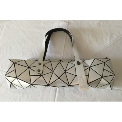Sac à main spécial aux motifs géométriques argenté clair