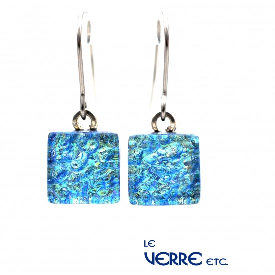 Boucles d'oreilles pendantes en verre dichroïque 
