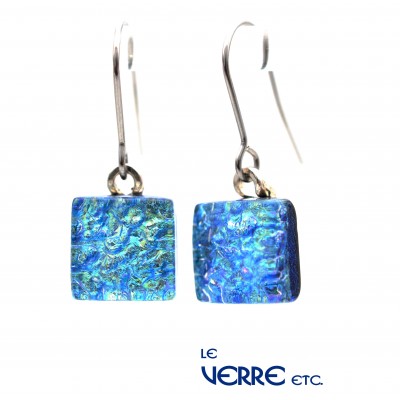 Boucles d'oreilles pendantes en verre dichroïque 