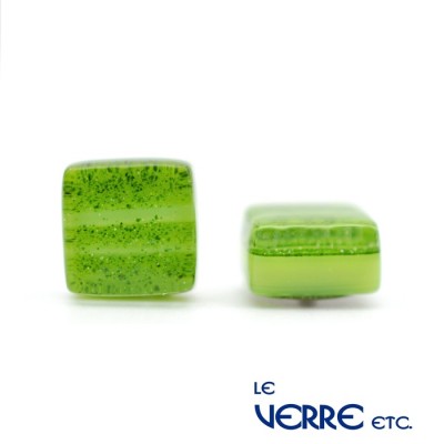 Boucles d'oreilles (sur tiges)