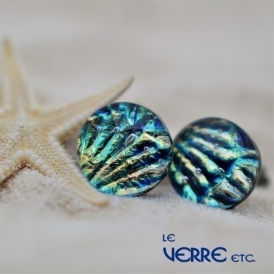 Boucles d'oreilles puces en verre dichroïque  