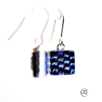 Boucles d'oreilles pendantes en verre dichroïque 