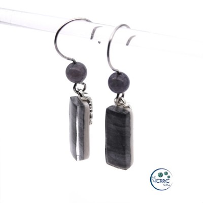 Boucles d'oreilles en verre fusion, tons de gris