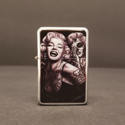 Briquet Marilyn, Smile Now