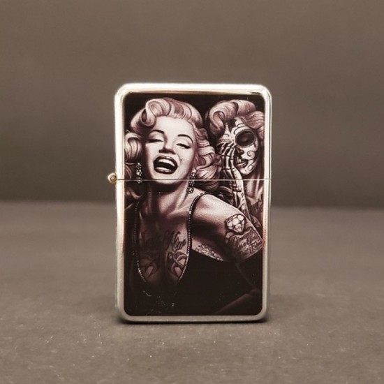 Briquet Marilyn, Smile Now