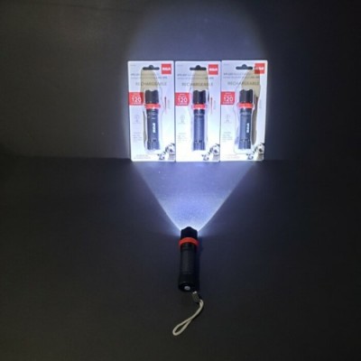Lampe de poche RCA rechargeable USB,  zoom et super lumineuse RFL5001