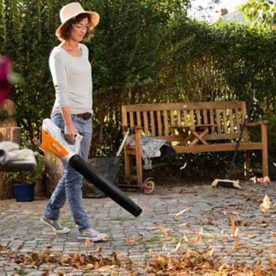Stihl BGA45 souffleur à feuilles