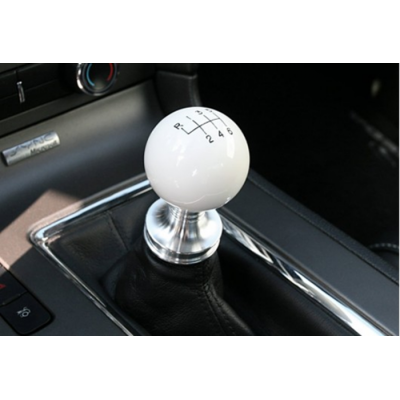 Steeda Boule de shifter blanc avec collier Mustang...