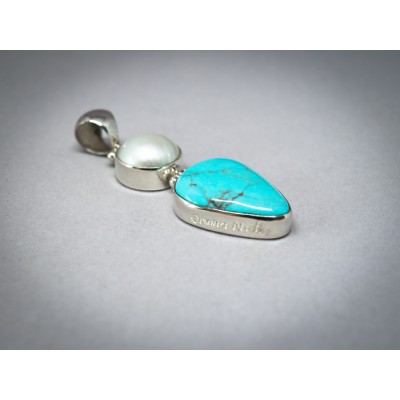 Pendentif turquoise, perle et argent pour femme