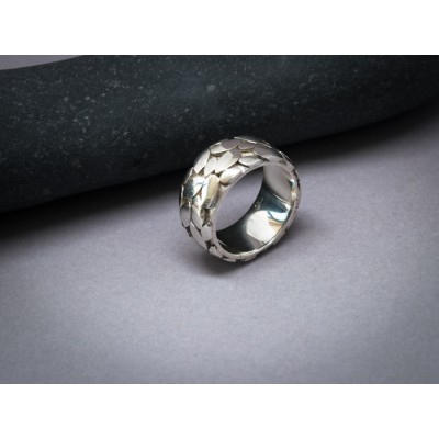 Bague en argent sculpté pour femme