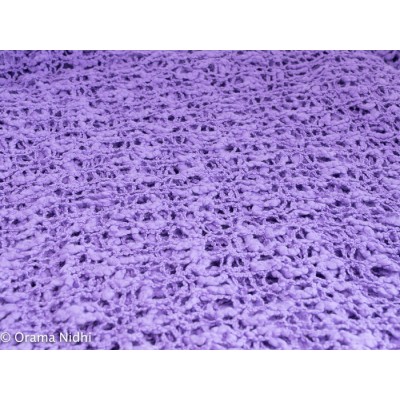 Poncho lilas crocheté 