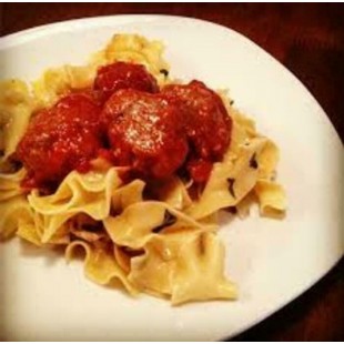 Boulettes à l'aigre-douce sur pâtes