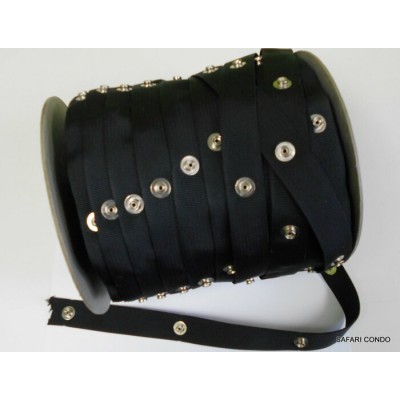 Bande de boutons-pression pour rideaux
