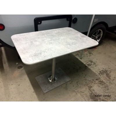 Poteau de table