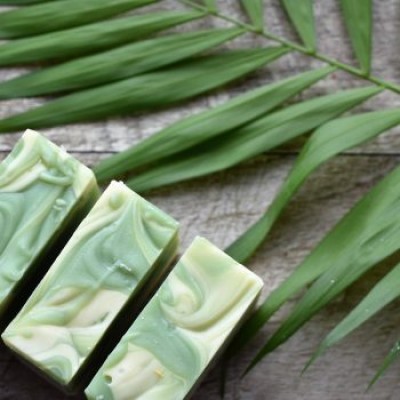 Savon Lait d'ânesse- Chèvrefeuille (120 g)