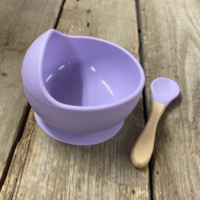 Bol en silicone lilas avec cuillère