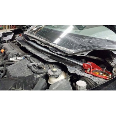 Strut bar avant Honda Civic 2006-11