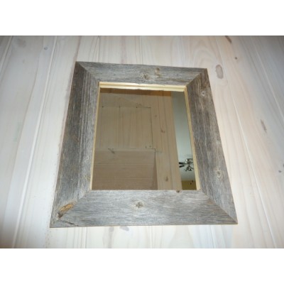 Miroir en bois de grange