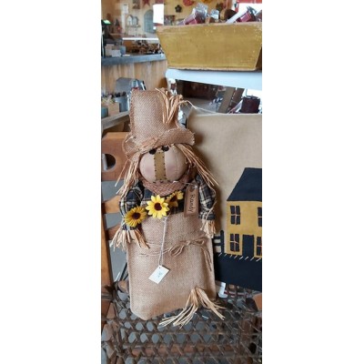 Épouvantail en tissu de jute