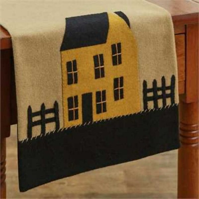 Chemin de table avec appliqué motif  maisonnette