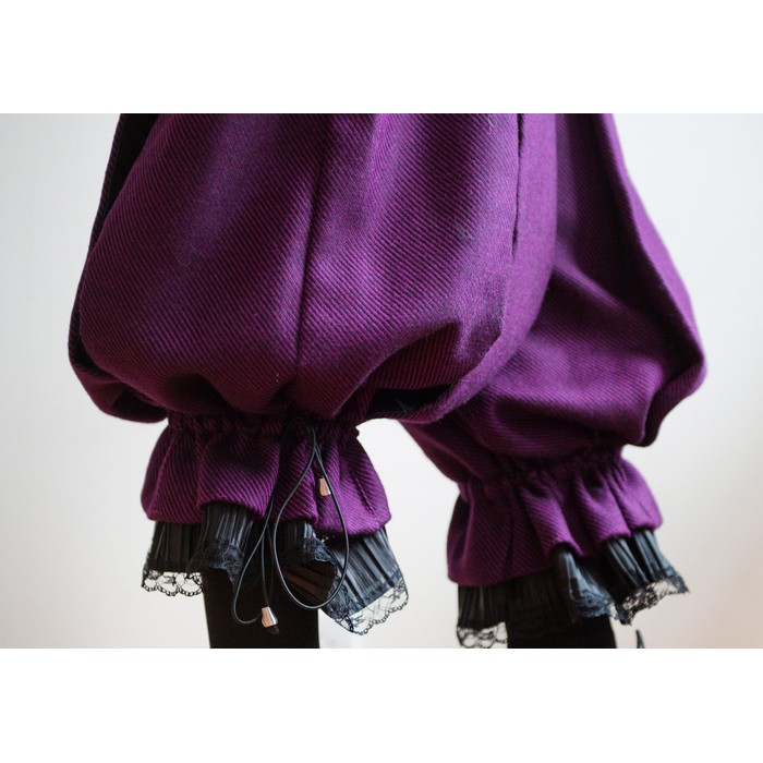 Pantalon-jupe mauve avec corset Pantalon-jupe mauve avec corset
