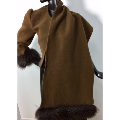 Veston-cape avec fourrure 