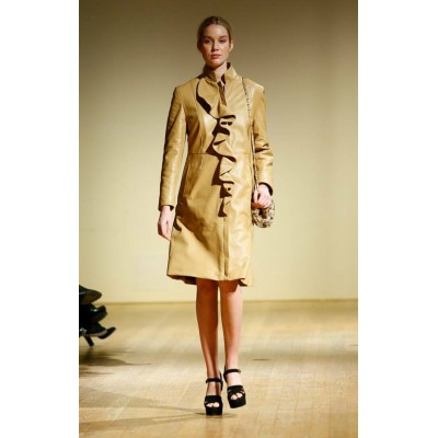Manteau en cuir beige 