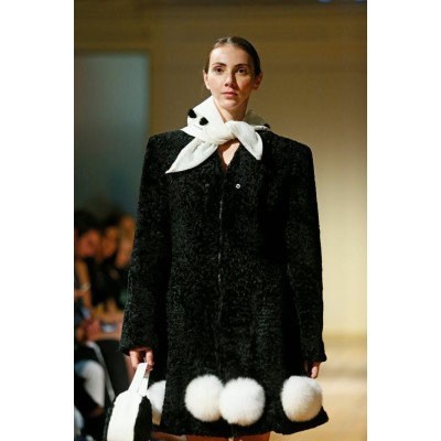 Manteau en fourrure de mouton de perse rasé