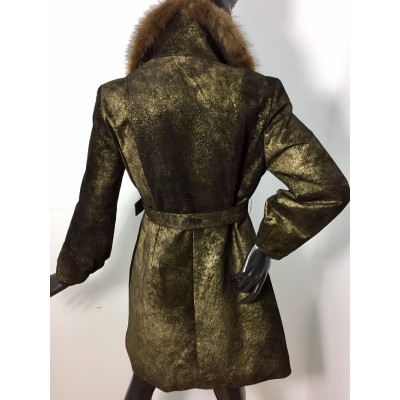 Manteau en suède doré et fourrure de pékan