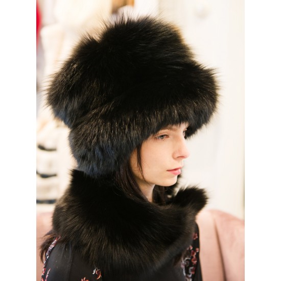 CHAPEAU en fourrure de renard noir