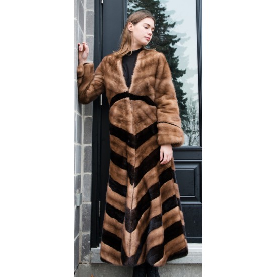 MANTEAU en fourrure de vison diagonale MANTEAU en fourrure de vison diagonale