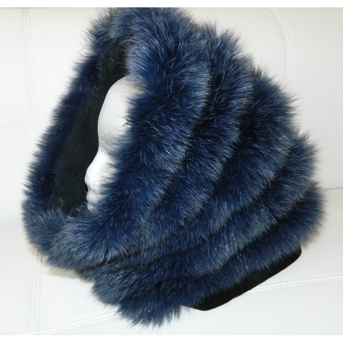 CHAPEAU-TUBE en fourrure de renard bleu CHAPEAU-TUBE en fourrure de renard bleu