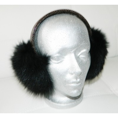 Cashe-oreilles en fourrure de renard noir