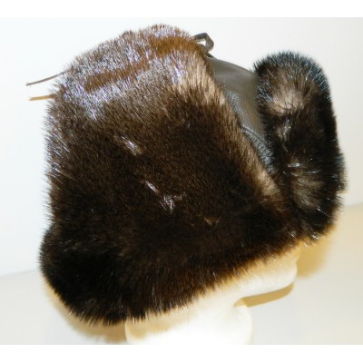 CHAPEAU en fourrure de loutre