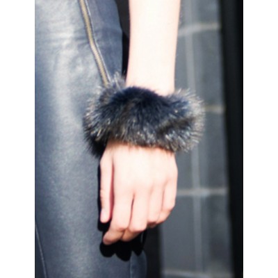 Bracelet en fourrure de vison bleu