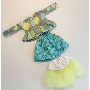 Ensemble 3 pièces : jupe coeur, jupon et...